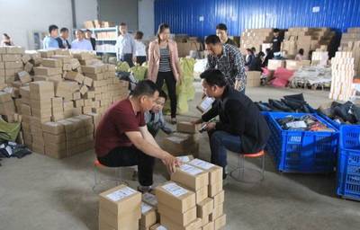 跨界助農新篇章 電商公司半月售出50萬枚雞蛋，日用雜品銷售模式引關注